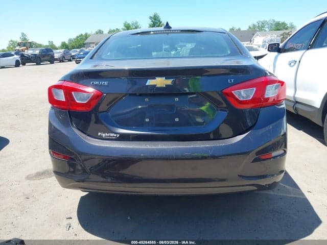 2017 CHEVROLET CRUZE LT AUTO 17