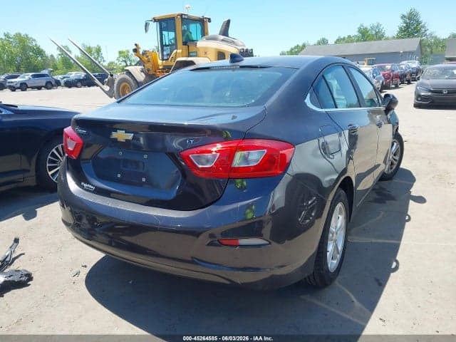 2017 CHEVROLET CRUZE LT AUTO 4