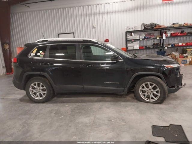 2017 JEEP CHEROKEE LATITUDE 4X4 13
