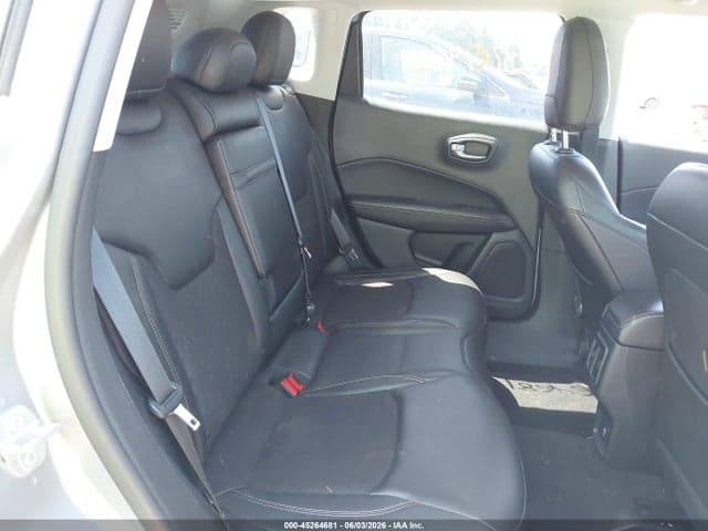 2018 JEEP COMPASS LATITUDE 4X4 8
