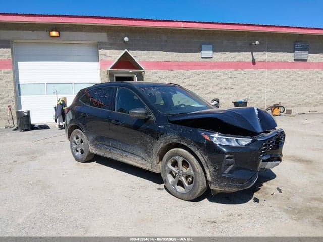 2023 FORD ESCAPE ST-LINE 1