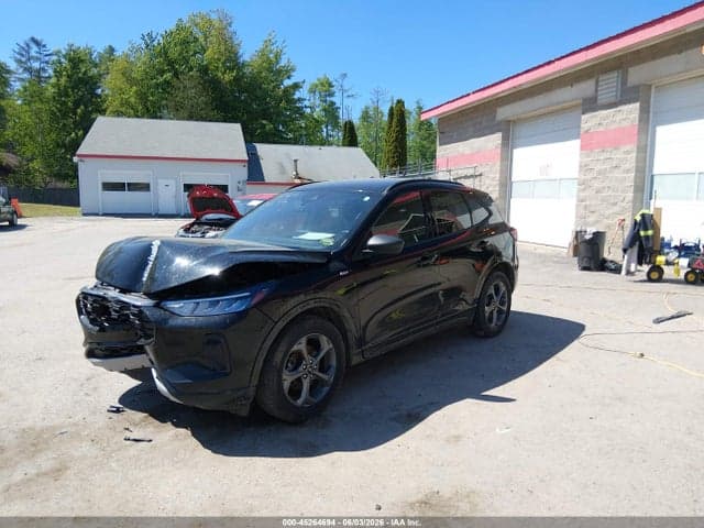 2023 FORD ESCAPE ST-LINE 2