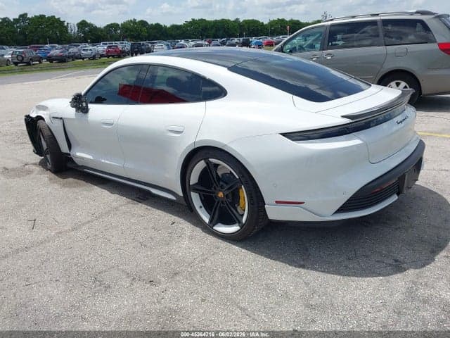 2020 PORSCHE TAYCAN 4S 3