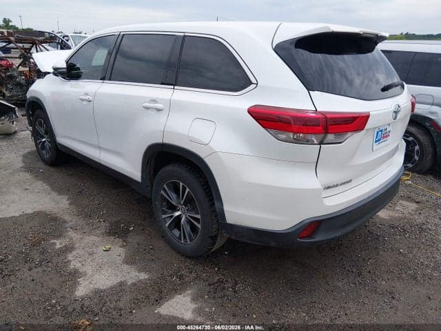 2019 TOYOTA HIGHLANDER LE 3