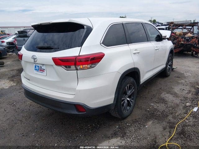 2019 TOYOTA HIGHLANDER LE 4