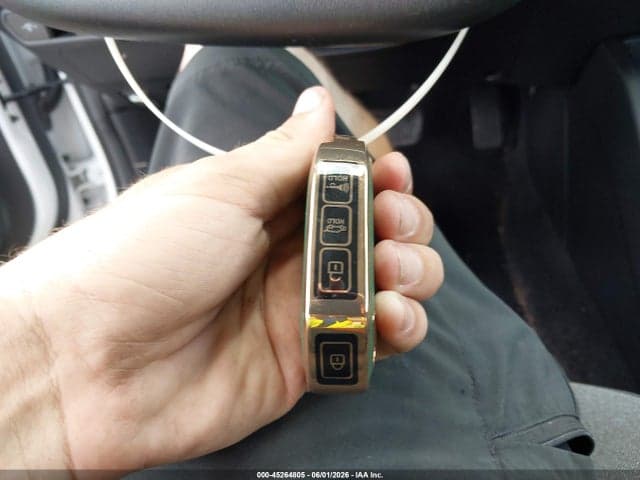 2025 KIA K4 LXS 11