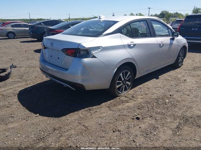 2025 NISSAN VERSA 1.6 SV 4