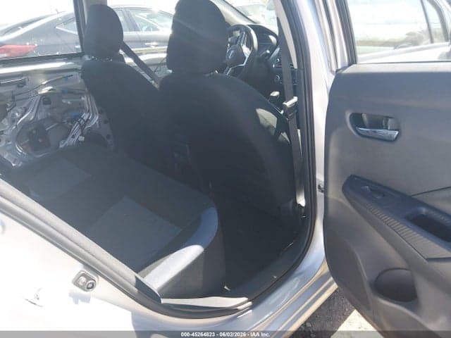 2025 NISSAN VERSA 1.6 SV 8