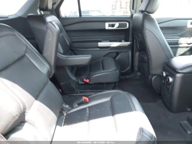 2023 FORD EXPLORER XLT 8