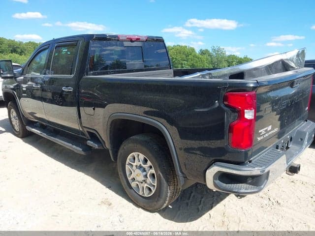 2022 CHEVROLET SILVERADO 2500HD 4WD STANDARD BED LTZ 3