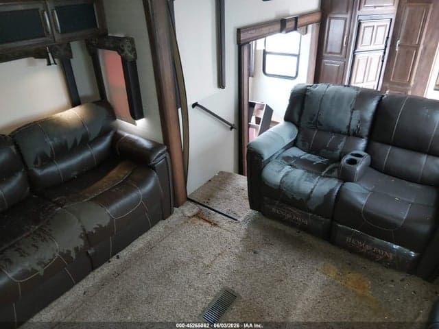2017 KEYSTONE COUGAR M-326 RDS 8