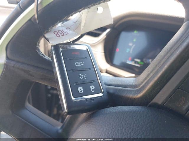 2024 JEEP GRAND CHEROKEE 4XE 11