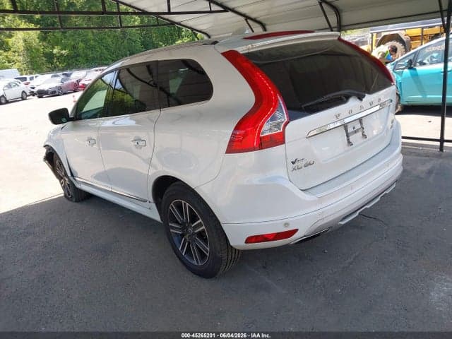 2017 VOLVO XC60 T5 3
