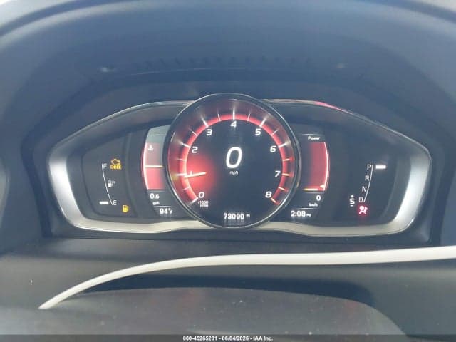 2017 VOLVO XC60 T5 7