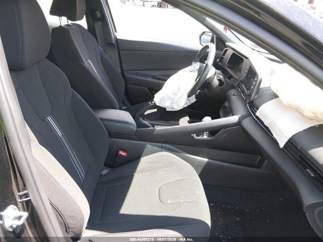 2025 HYUNDAI ELANTRA SEL SPORT 5