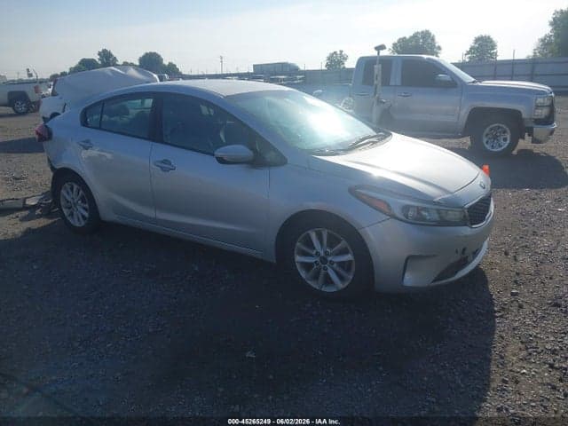 2017 KIA FORTE LX 1