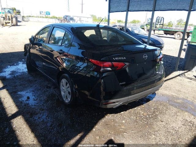 2024 NISSAN VERSA 1.6 S 3