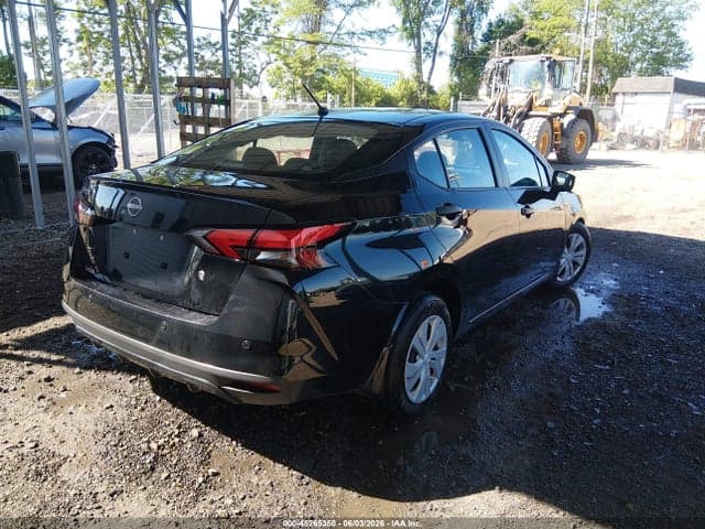 2024 NISSAN VERSA 1.6 S 4
