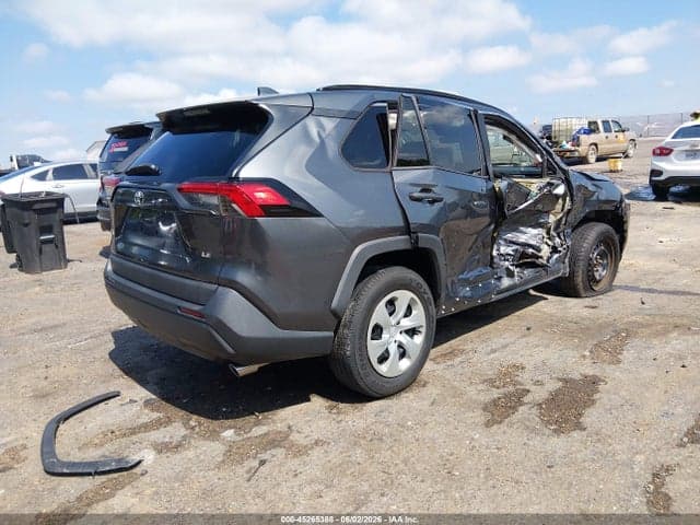 2019 TOYOTA RAV4 LE 4