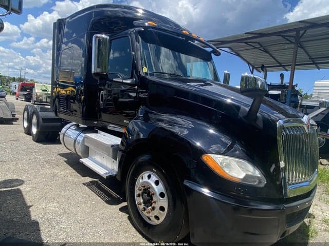 2019 INTERNATIONAL LT