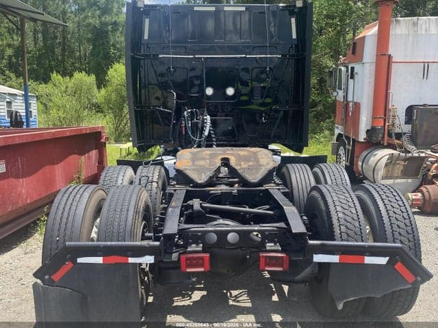 2019 INTERNATIONAL LT 10