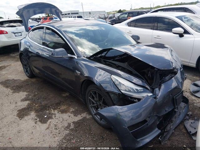 2018 TESLA MODEL 3 LONG RANGE/PERFORMANCE 1