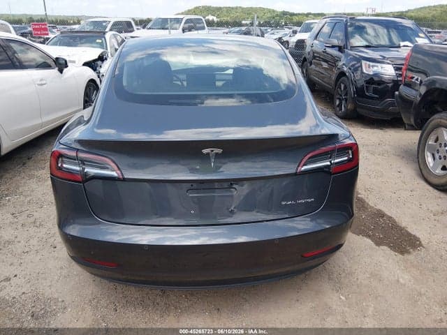 2018 TESLA MODEL 3 LONG RANGE/PERFORMANCE 15