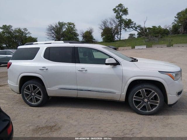 2017 GMC ACADIA DENALI 13