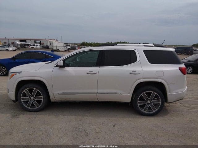2017 GMC ACADIA DENALI 14