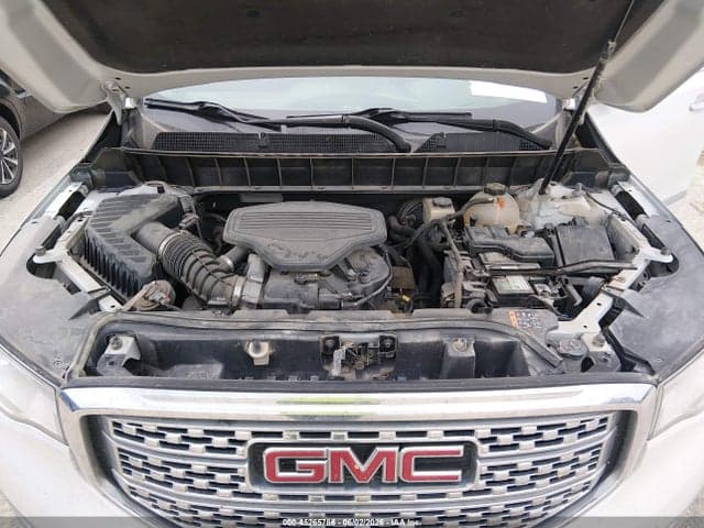 2017 GMC ACADIA DENALI 10