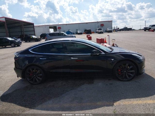 2018 TESLA MODEL 3 LONG RANGE/PERFORMANCE 12