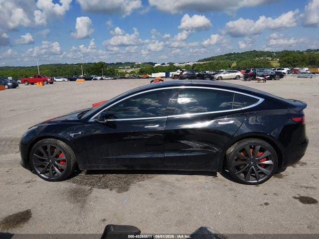 2018 TESLA MODEL 3 LONG RANGE/PERFORMANCE 13