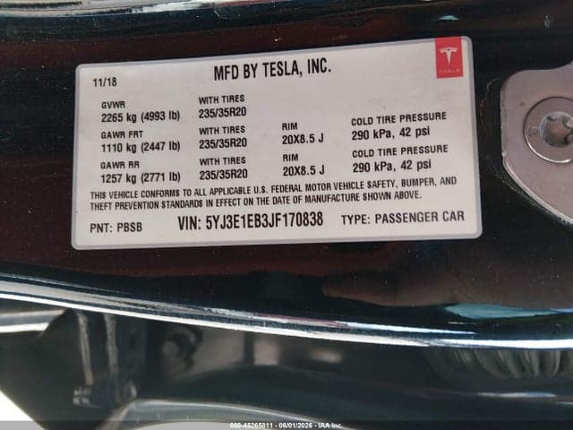 2018 TESLA MODEL 3 LONG RANGE/PERFORMANCE 9