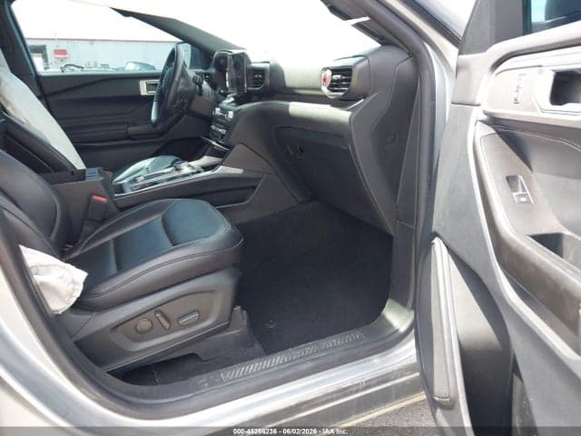 2020 FORD EXPLORER XLT 5