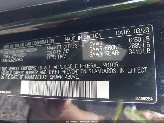 2023 VOLVO XC90 B5 9