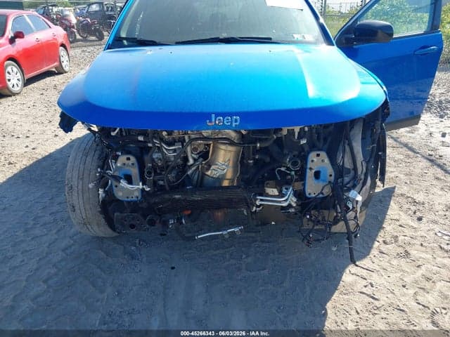 2023 JEEP COMPASS LATITUDE LUX FWD 6