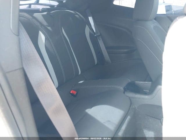 2017 CHEVROLET CAMARO 1LT 8