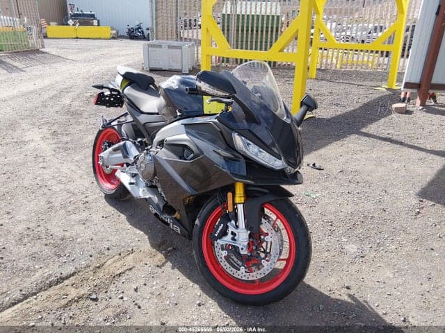 2026 APRILIA RS 660