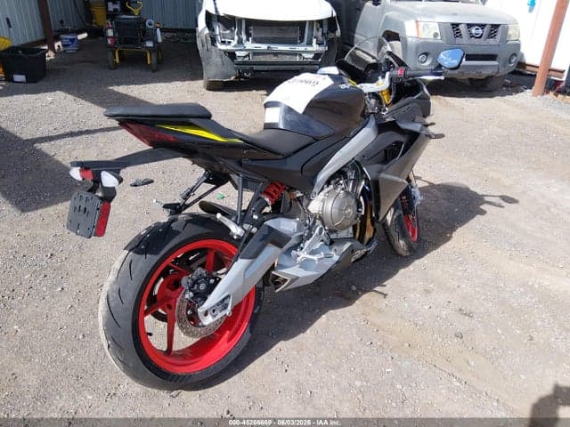 2026 APRILIA RS 660 4