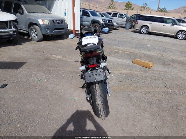 2026 APRILIA RS 660 6