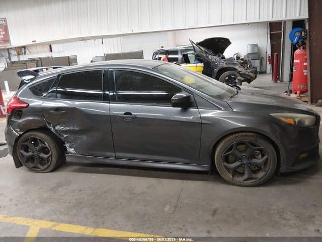 2017 FORD FOCUS ST 13