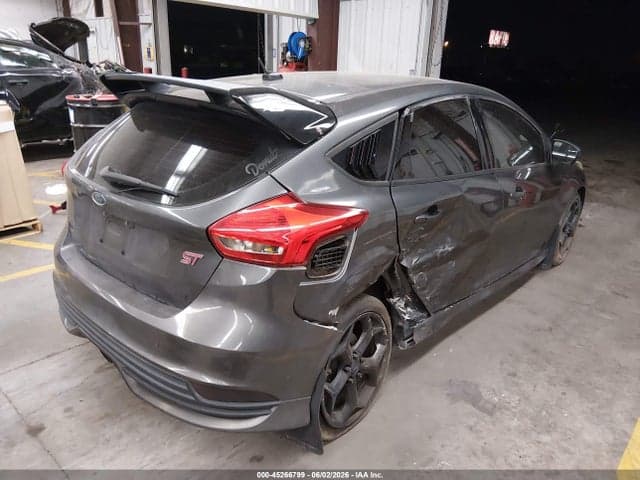 2017 FORD FOCUS ST 4