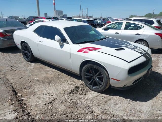 2018 DODGE CHALLENGER SXT PLUS