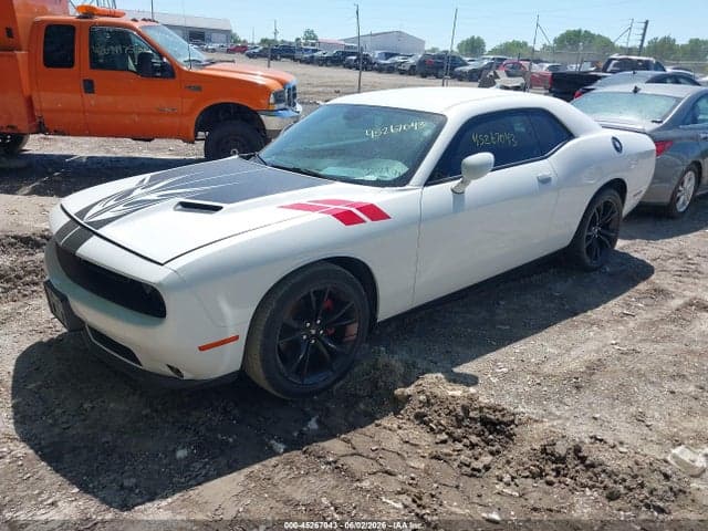 2018 DODGE CHALLENGER SXT PLUS 2