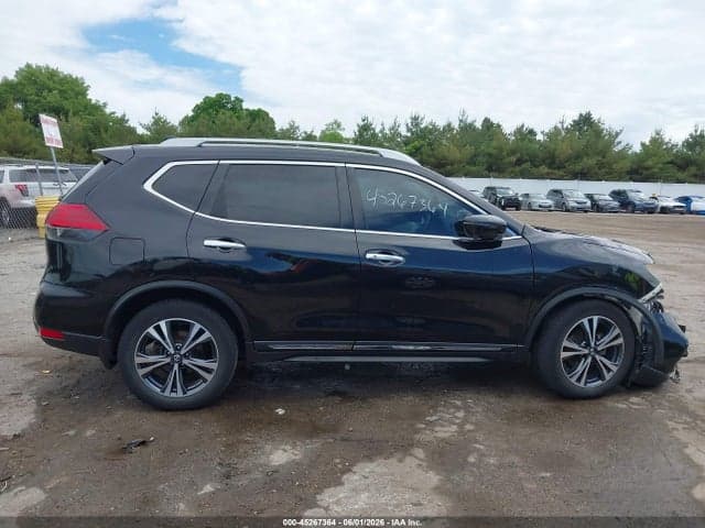 2017 NISSAN ROGUE SL 13