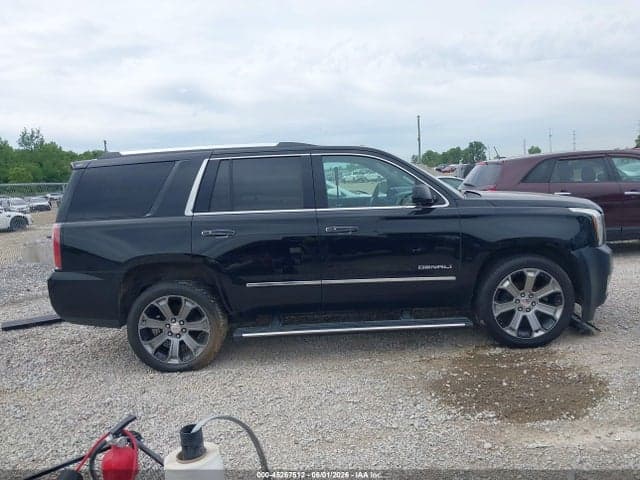 2018 GMC YUKON DENALI 14