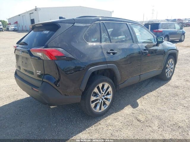 2021 TOYOTA RAV4 XLE PREMIUM 4