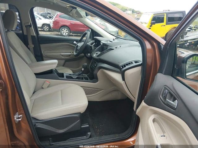 2017 FORD ESCAPE SE 5
