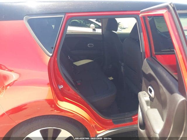 2018 KIA SOUL + 8