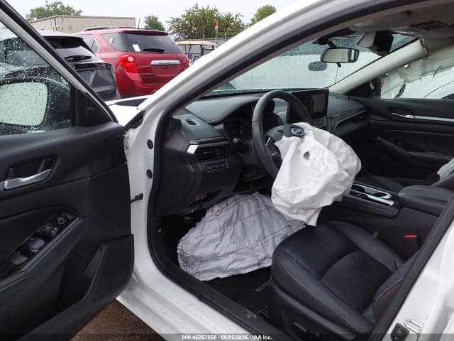 2024 NISSAN ALTIMA SR FWD 18